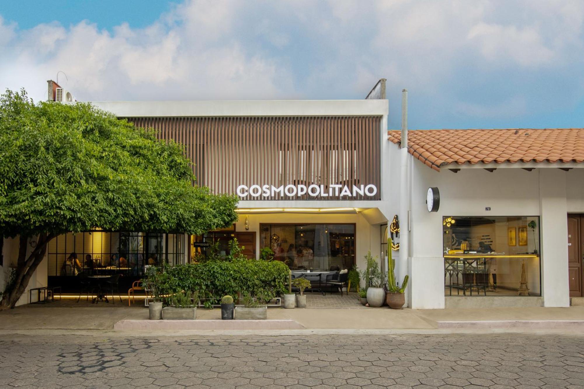 Cosmopolitano Hotel Boutique Santa Cruz de La Sierra Dış mekan fotoğraf Cosmopolitan store in Porto, Portugal